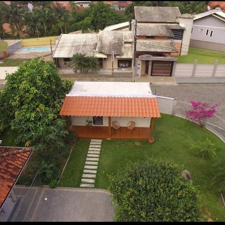 Encantadora Casa Container ブルメナウ エクステリア 写真